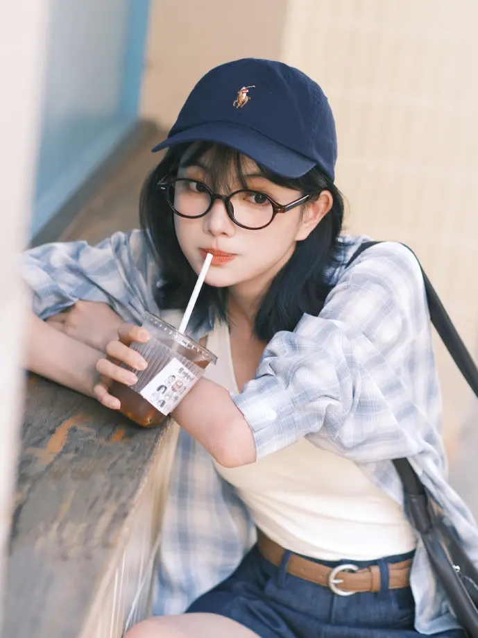 移动应用安全威胁示意图